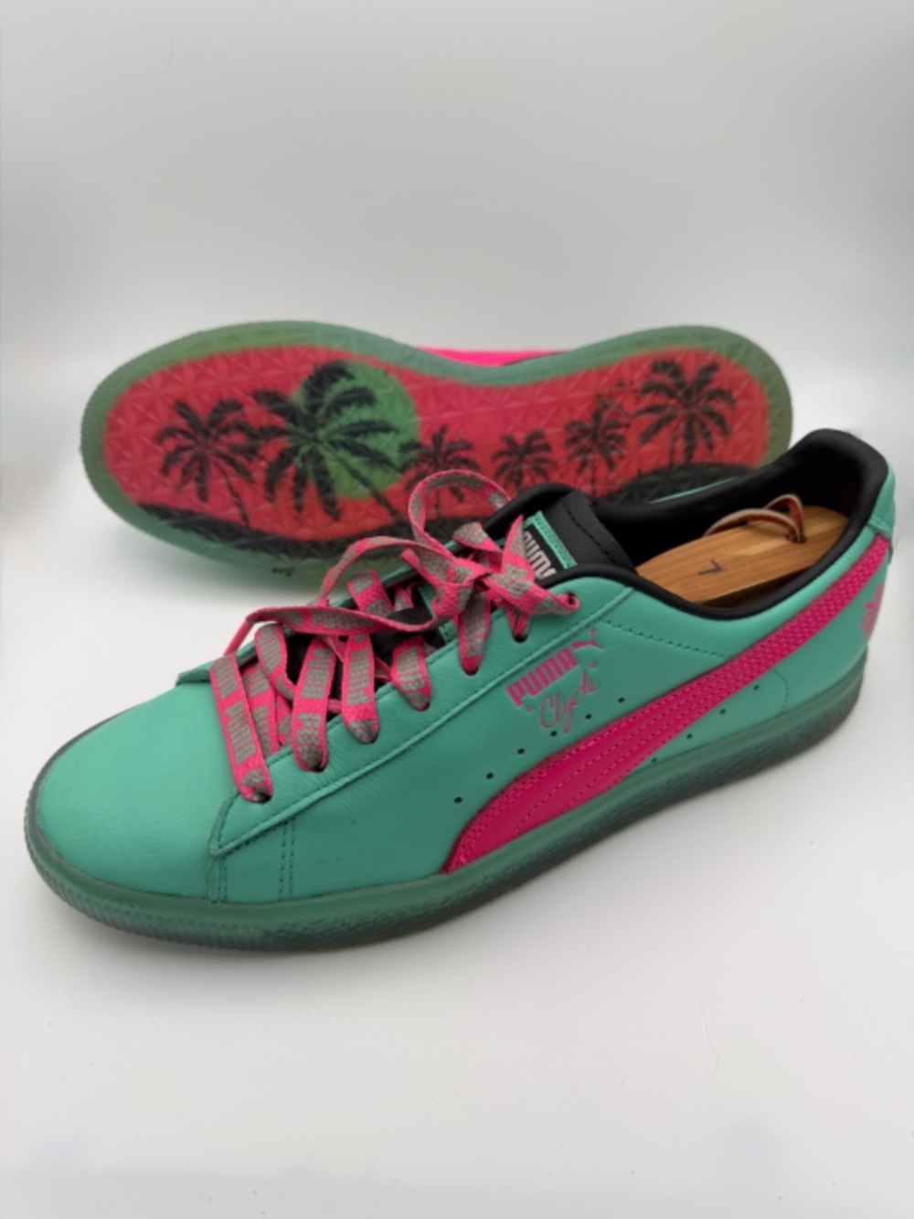 Puma Clyde 1973 South Beach Miami 36854201 Teal & Hot Pink Sneakers 80s Retro - Picture 10 of 10